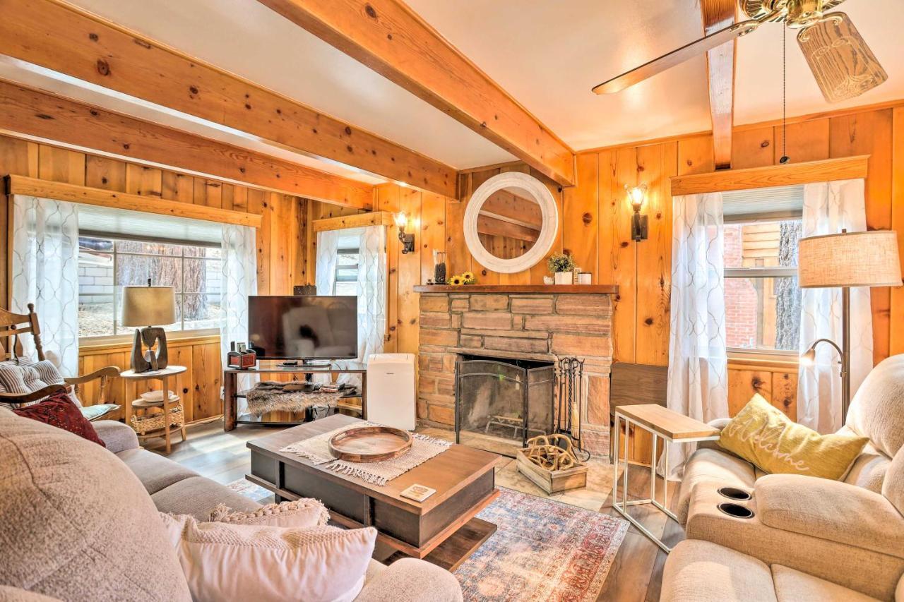 Wrightwood Cabin With Cozy Interior! Екстериор снимка