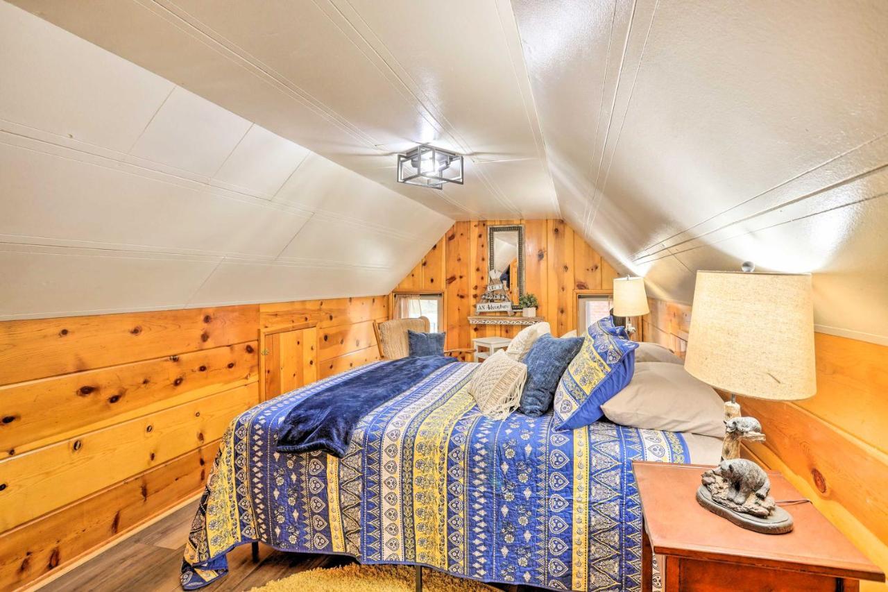 Wrightwood Cabin With Cozy Interior! Екстериор снимка
