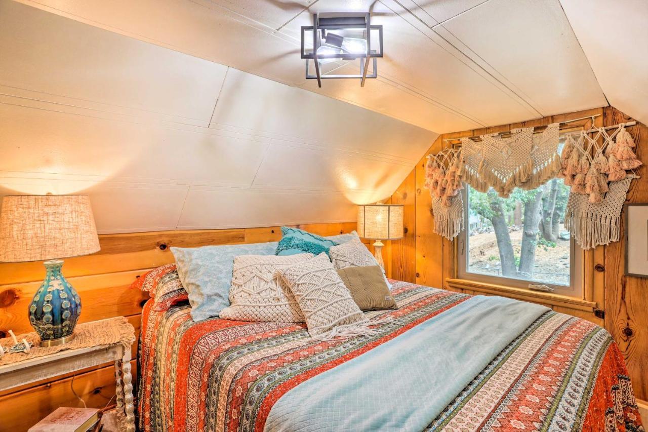 Wrightwood Cabin With Cozy Interior! Екстериор снимка